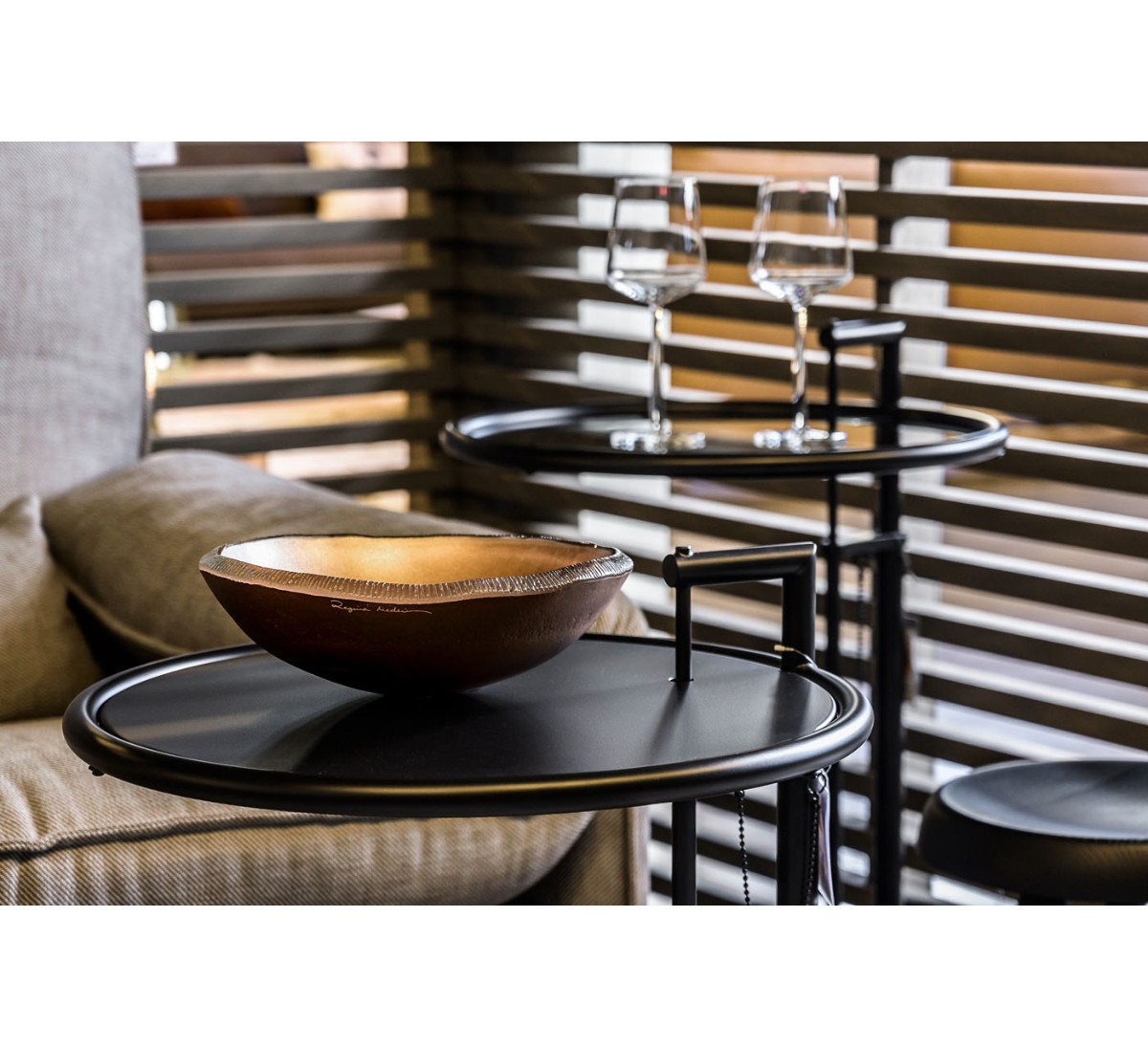 Чаша TOPO LISTRADO Cobre Gardeco, стоимость 159 220 руб.  Фотография 2